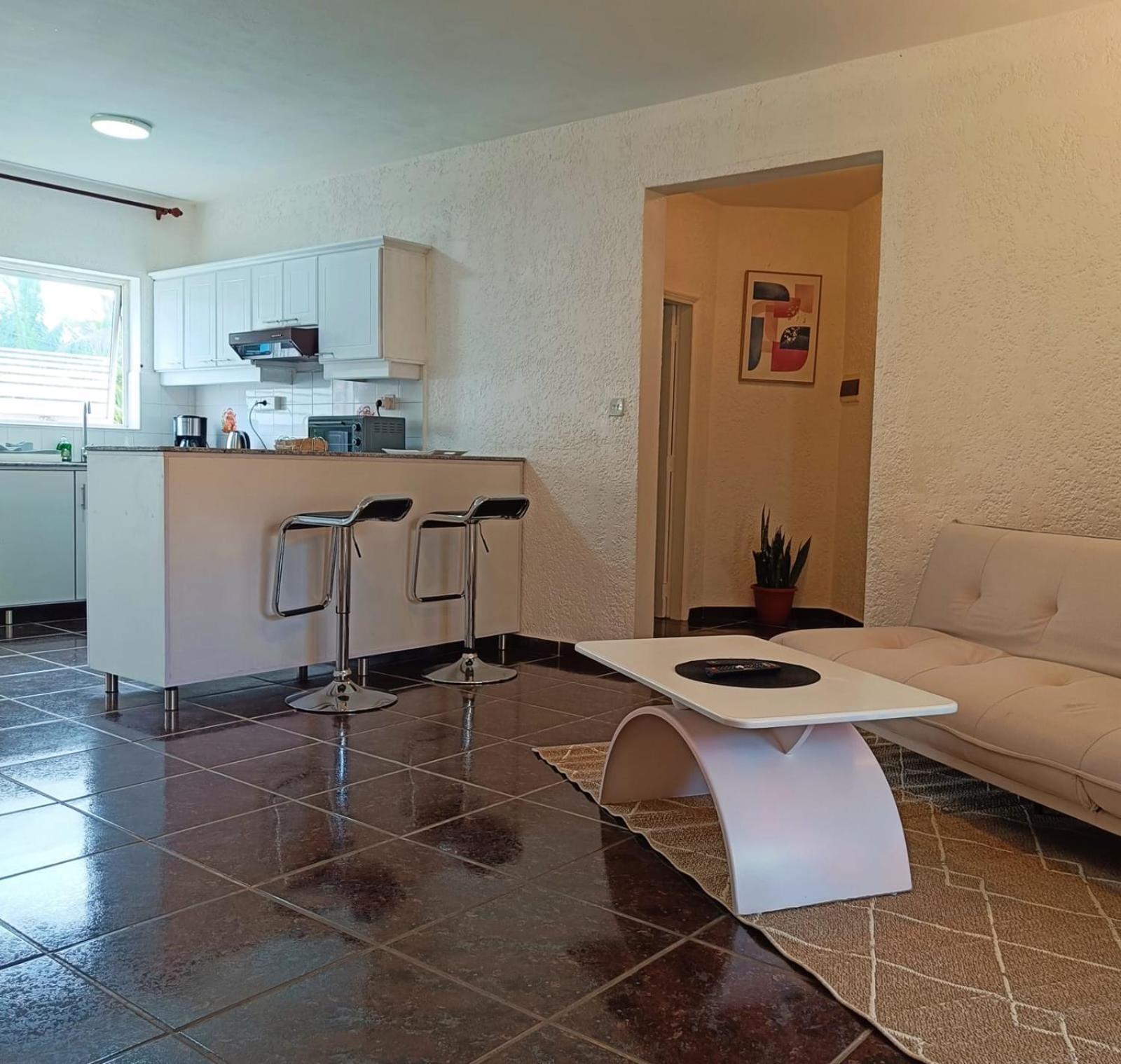The Coastal Apartment Flic en Flac Exterior photo